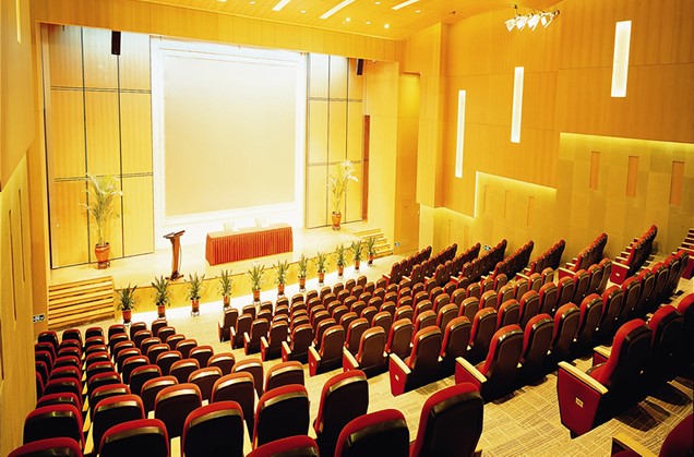 活動(dòng)策劃現(xiàn)場最常見的擺臺(tái)形式 活動(dòng)策劃現(xiàn)場最常見的擺臺(tái)形式